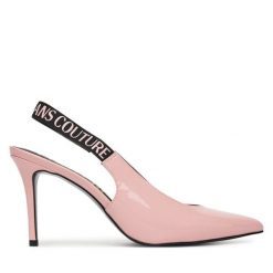 Szpilki Versace Jeans Couture. Czerwone szpilki Versace Jeans Couture, bez wzorów, z jeansu, bez obcasa, na szpilce, bez zapięcia. Za 699.99 zł.