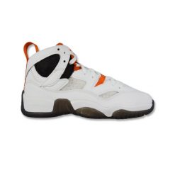 Buty sportowe Air Jordan Jumpman Two Trey GS Shoes. Białe obuwie sportowe Jordan, bez zapięcia, trekkingowe. Za 548.99 zł.