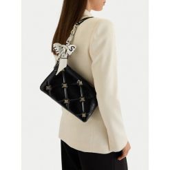 Torebka Nine West. Czarne torebki klasyczne Nine West, bez wzorów, bez dodatków. Za 279.99 zł.