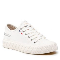 Trampki Palladium. Białe trampki Palladium, bez wzorów, bez zapięcia. Za 299.99 zł.