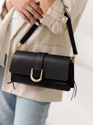 Lia Biassoni Skórzana torebka "Saraceno" w kolorze czarnym - 27 x 14 x 6 cm rozmiar: onesize. Czarne torby na ramię Lia Biassoni, bez wzorów, z materiału, na ramię, bez dodatków. Za 304.99 zł.