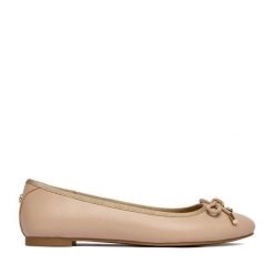 Baleriny Beverly Hills Polo Club. Brązowe baleriny Beverly Hills Polo Club, bez wzorów, bez obcasa. Za 299.99 zł.