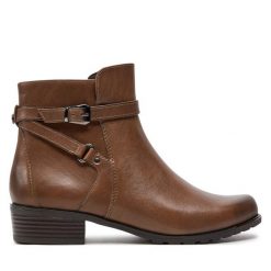 Botki Caprice. Brązowe botki Caprice, bez wzorów, bez obcasa, na płaskiej podeszwie, bez zapięcia. Za 499.99 zł.