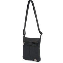 Skórzana listonoszka czarna Beltimore A33. Czarne torebki klasyczne bez wzorów, ze skóry, bez dodatków. Za 119.90 zł.