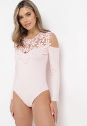 Różowe Bawełniane Body z Koronką i Wycięciami na Ramionach Neafge. Czerwone body Born2be, s, bez wzorów, z bawełny. Za 29.99 zł.