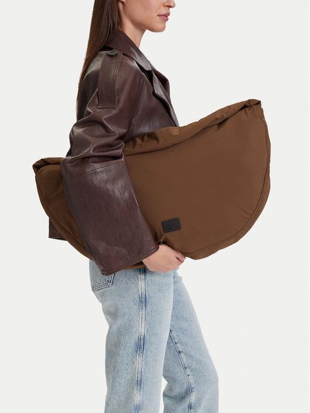 G-STAR Torebka C-HT8443 Brązowy. Brązowe shopper G-Star, bez wzorów, z materiału, retro, bez dodatków. Za 179.99 zł.