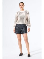 Garcia Szorty w kolorze czarnym ze skóry syntetycznej rozmiar: S. Czarne szorty Garcia, bez wzorów, ze skóry. Za 152.99 zł.