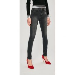 Noisy May - Jeansy. Czarne jeansy Noisy may, bez wzorów. W wyprzedaży za 49.90 zł.