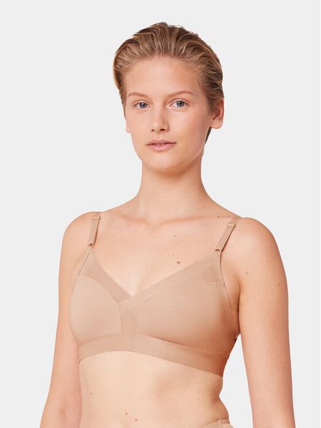 Triumph Biustonosz bezfiszbinowy Shape Smart 10217858 Beżowy. Brązowe biustonosze Triumph, bez wzorów, z syntetyku. Za 189.99 zł.