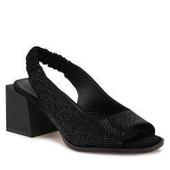 Sandały GOE. Czarne sandały GOE, bez wzorów, bez obcasa, na słupku, bez zapięcia. Za 269.99 zł.