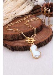 Pierres delicates Pozłacany naszyjnik z masą perłową - dł. 50 cm rozmiar: onesize. Białe naszyjniki Pierres delicates, z perłą, pozłacane. Za 43.99 zł.