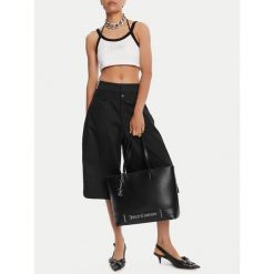 Torebka Juicy Couture. Czarne shopper Juicy Couture, bez wzorów, bez dodatków. Za 369.99 zł.