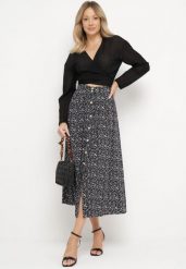 Czarna Wiskozowa Spódnica Maxi w Kwiatowy Print Rozkloszowana Verdandi. Czarne spódnice Born2be, s, bez wzorów, z wiskozy, maxi, rozkloszowane. Za 29.99 zł.
