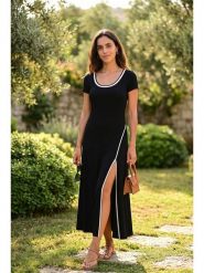 SOULSHAE Sukienka w kolorze czarnym rozmiar: L/XL. Czarne sukienki SOULSHAE, l, bez wzorów, z wiskozy, bez kołnierzyka, bez ramiączek, maxi. Za 115.95 zł.
