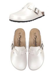 Maryplaid Klapki w kolorze białym rozmiar: 39. Białe klapki maryplaid, bez wzorów, z materiału, bez obcasa. Za 117.73 zł.