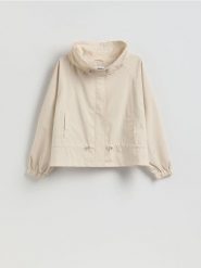 Krótka parka ze ściągaczami - kremowy. Białe parki Reserved, l, z tkaniny, bez kaptura. Za 159.99 zł.