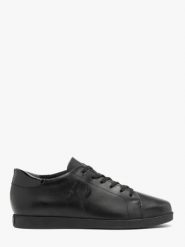 Czarne sneakersy ze skóry licowej. Czarne obuwie sportowe Ryłko, ze skóry, bez zapięcia. Za 379.99 zł.