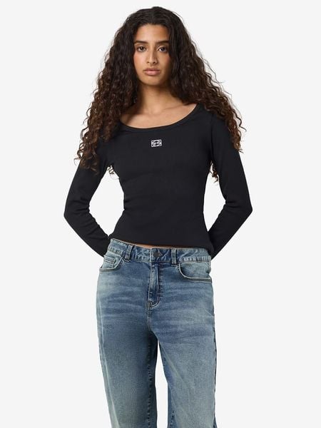 Noisy may Koszulka w kolorze czarnym rozmiar: L. Czarne bluzki Noisy may, l, bez wzorów, z bawełny, bez kołnierzyka, bez ramiączek. Za 56.79 zł.