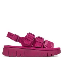 Sandały Roxy. Czerwone sandały Roxy, bez wzorów, bez obcasa, na płaskiej podeszwie, bez zapięcia. Za 199.99 zł.