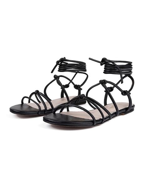 Loft37 Skórzane sandały "Rendezvous At Sunset" w kolorze czarnym rozmiar: 38. Czarne sandały loft37, bez wzorów, klasyczne, z otwartym noskiem, bez obcasa, bez zapięcia. Za 402.95 zł.