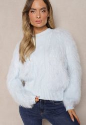 Jasnoniebieski Sweter o Futrzanym Wykończeniu z Wełną Meriaune. Niebieskie swetry Renee, na zimę, bez wzorów, z futra, bez ramiączek. Za 109.99 zł.