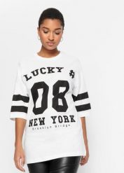 T-shirt oversize z czystej bawełny organicznej. Białe t-shirty bonprix, bez wzorów, z bawełny, bez kołnierzyka, bez ramiączek. Za 62.99 zł.