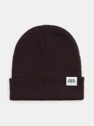 Czapka beanie z naszywką - brązowy. Brązowe czapki Sinsay, z aplikacjami. Za 9.99 zł.