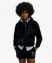 Superdry Country Club Velour Zip Hoodie – welurowa bluza z kapturem oversize. Niebieskie bluzy Superdry, bez wzorów, z elastanu, z kapturem. Za 423.85 zł.