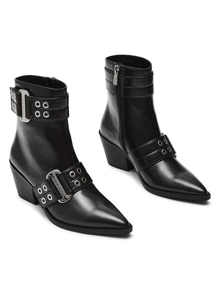 Steve Madden Botki "Splurge" w kolorze czarnym rozmiar: 36. Czarne botki Steve Madden, bez wzorów, bez obcasa, bez zapięcia. Za 269.95 zł.