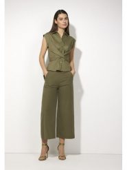 More & More Bluzka w kolorze khaki rozmiar: 40. Brązowe bluzki More & More, bez wzorów, z tkaniny, bez kołnierzyka, bez ramiączek. Za 118.28 zł.