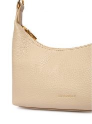 Coccinelle Torebka UF8 Coccinellesuri E5 U8F 55 01 01 Beżowy. Brązowe listonoszki Coccinelle, bez wzorów, ze skóry, bez dodatków. Za 859.99 zł.