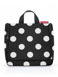Reisenthel Kosmetyczka w kolorze czarnym - 23 x 20 x 10 cm rozmiar: onesize. Czarne kufry i kosmetyczki Reisenthel, bez wzorów, z materiału, bez dodatków. Za 101.23 zł.