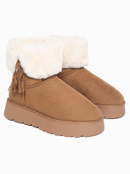 Blackfield Botki zimowe "Clary" w kolorze jasnobrązowym rozmiar: 40. Brązowe botki Blackfield, na zimę, bez wzorów, bez obcasa, na platformie, bez zapięcia. Za 164.95 zł.