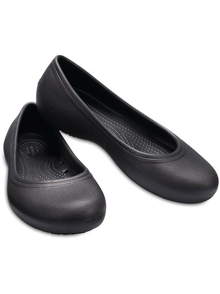 Crocs Baleriny "At Work" w kolorze czarnym rozmiar: 34/35. Czarne baleriny Crocs, bez wzorów, bez obcasa. Za 109.26 zł.