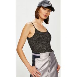 Tally Weijl - Top. Czarne topy TALLY WEIJL, m, bez wzorów, z dzianiny, bez kołnierzyka, bez ramiączek. W wyprzedaży za 27.90 zł.