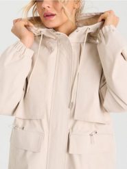 Kurtka parka z kapturem i kieszeniami z twillu - kremowy. Białe parki Sinsay, l, z kapturem. Za 119.99 zł.