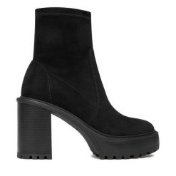 Botki Nine West. Czarne botki Nine West, bez wzorów, bez obcasa, na słupku, bez zapięcia. Za 299.99 zł.