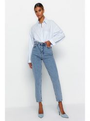 Trendyol Dżinsy - Tapered fit - w kolorze niebieskim rozmiar: 32. Niebieskie jeansy Trendyol, bez wzorów, z podwyższonym stanem. Za 70.41 zł.
