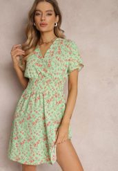 Jasnozielona Rozkloszowana Sukienka z Gumką w Pasie Heffah. Zielone sukienki Renee, na lato, l, bez wzorów, bez kołnierzyka, bez ramiączek, mini, kopertowe. Za 34.99 zł.