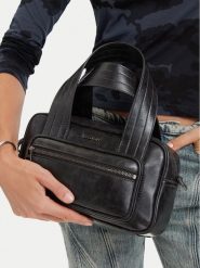 G-Star Raw Torebka C-LDA8822 Czarny. Czarne torebki klasyczne G-Star, bez wzorów, ze skóry, bez dodatków. Za 229.99 zł.