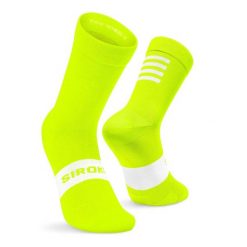 Skarpetki rowerowe unisex S1 Black Kapelmuur. Żółte skarpety SIROKO, bez wzorów, z elastanu. Za 67.00 zł.