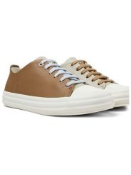 Camper Skórzane sneakersy w kolorze jasnobrązowo-beżowym rozmiar: 41. Brązowe trampki Camper, bez wzorów, bez zapięcia. Za 390.92 zł.