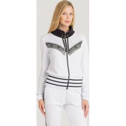 BLUZA LIU JO SPORT. Białe bluzy Liu Jo Sport, l, bez wzorów, z materiału, bez kaptura. Za 679.00 zł.