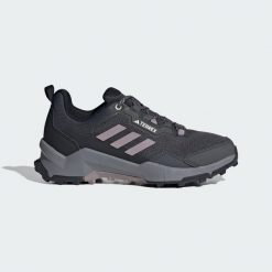 Damskie buty trekkingowe adidas Terrex AX4. Czarne trekkingi Adidas. W wyprzedaży za 399.20 zł.