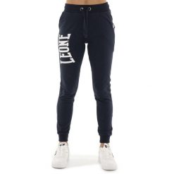Spodnie dresowe z bawełna z kieszenie na co dzień. Niebieskie spodnie dresowe LEONE 1947 APPAREL, bez wzorów, z bawełny. W wyprzedaży za 107.66 zł.