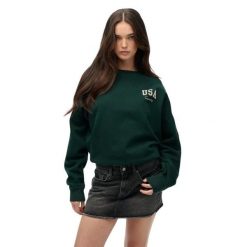 Bluza damska Superdry Athletic Essentials. Zielone bluzy Superdry, bez wzorów, bez kaptura. Za 284.00 zł.