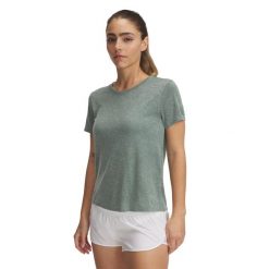 Damski top treningowy Under Armour Launch Camo. Zielone topy Under Armour, bez wzorów, bez kołnierzyka, bez ramiączek. Za 222.50 zł.