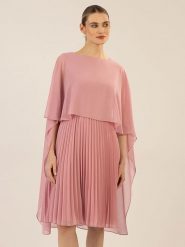 APART Sukienka w kolorze jasnoróżowym rozmiar: 40. Różowe sukienki Apart, na co dzień, bez wzorów, bez kołnierzyka, bez ramiączek, mini, proste. Za 386.95 zł.