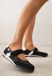 Czarne Tenisówki w Stylu Balerinek z Napisem Emitanela. Czarne obuwie sportowe Born2be, z jeansu, bez zapięcia, tenisowe. Za 89.99 zł.