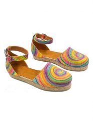 Calceo Espadryle ze wzorem rozmiar: 39. Espadryle Calceo, bez wzorów, bez obcasa, bez zapięcia. Za 149.66 zł.